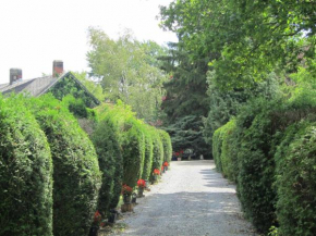 Domaine De La Carrauterie by Terre Insolite
